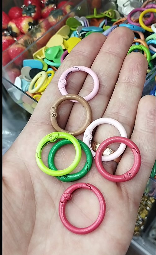 قفل گرد فلزی رنگبندی رندوم