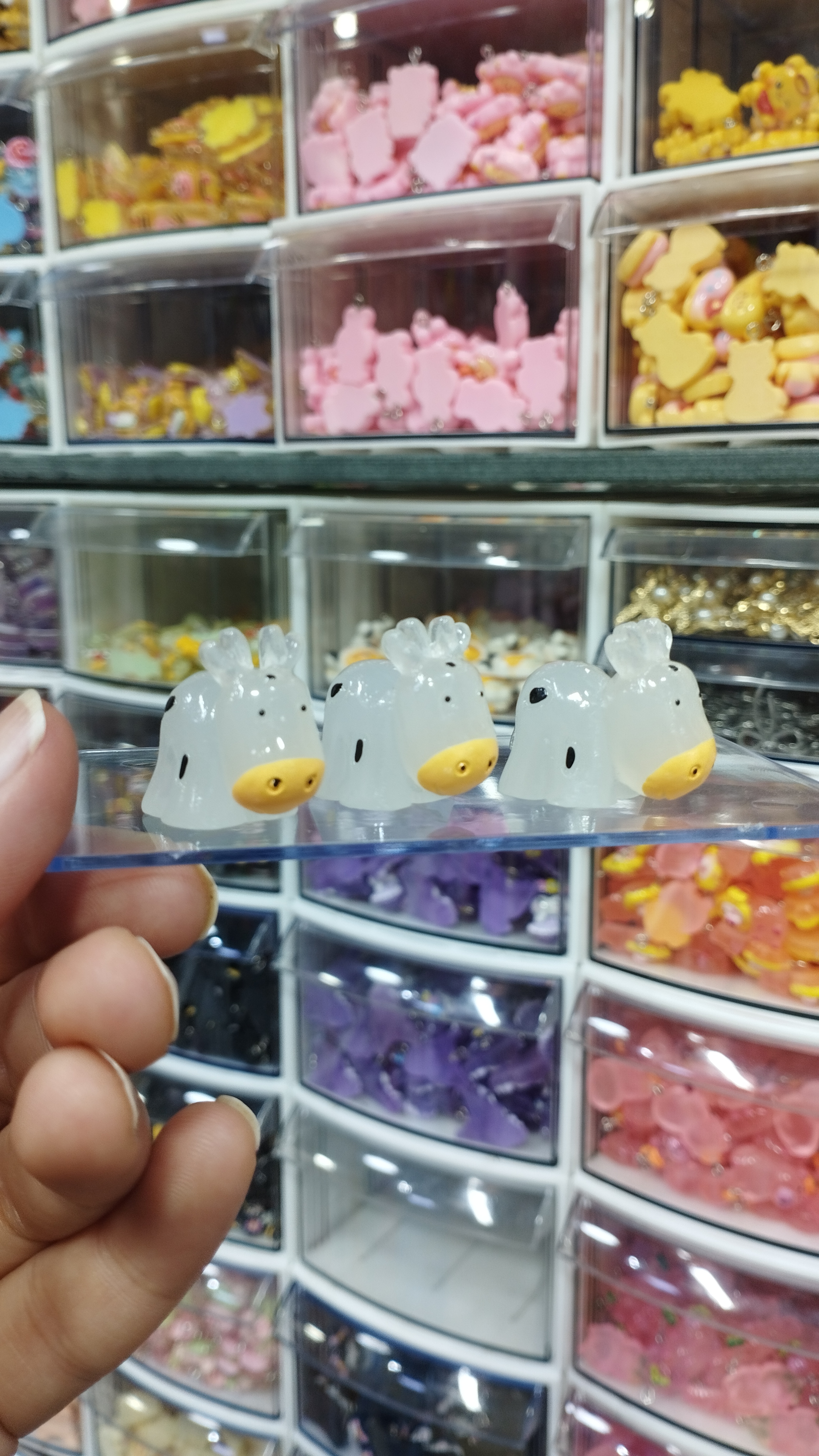 عروسک شبتاب گاو آویزدار